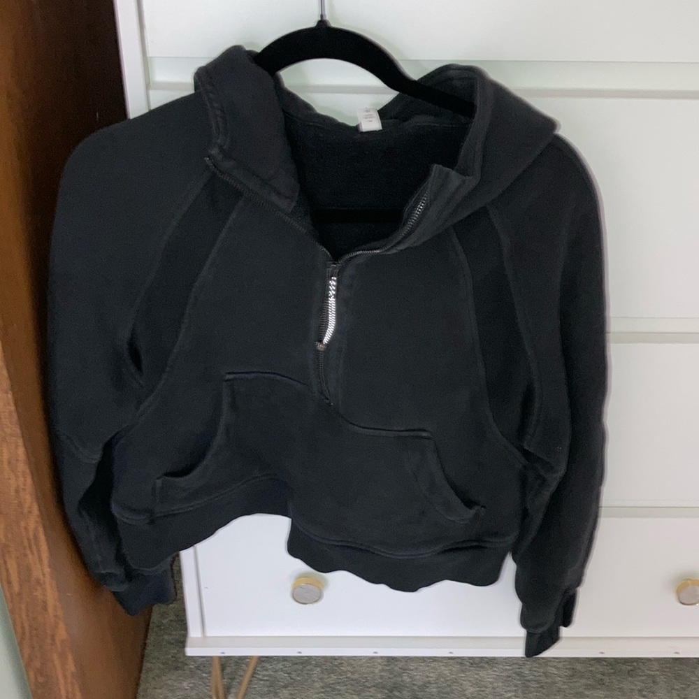Lululemon Scuba